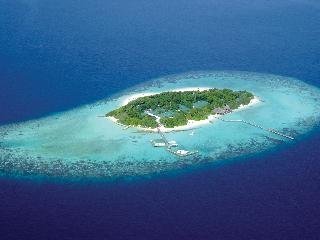 Hotel Eriyadu Island Resort
