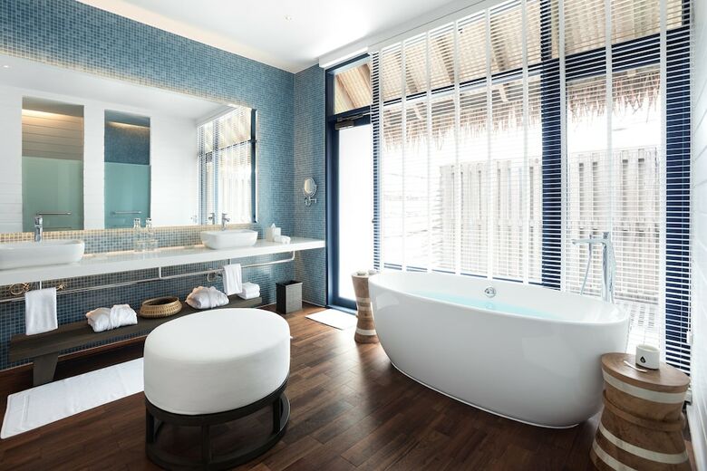 Hotel Cocoa Island By Como