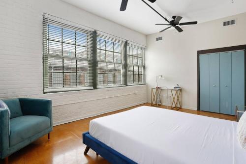 Apartamento Three-bedroom, Two-bath Industrial Apt In Nola C.b.d.
