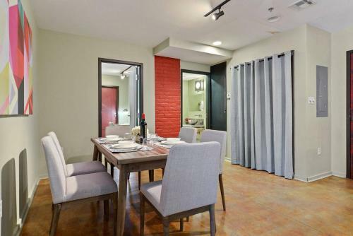 Apartamento Three-bedroom, Two-bath Industrial Apt In Nola C.b.d.