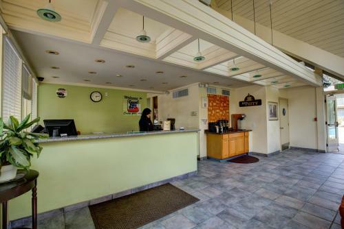 Hotel Good Nite Inn Redwood City