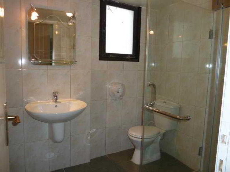 Hotel Holiday Suites