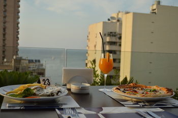 Hotel Orient Queen Homes