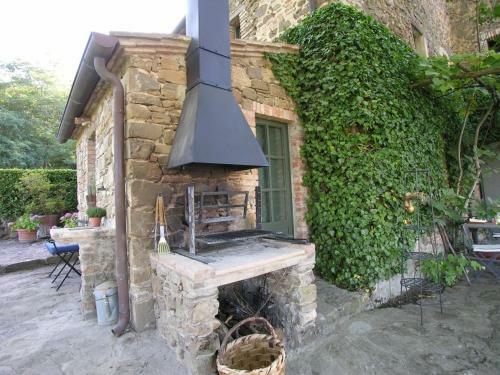 Castiglioncello Del Trinoro Villa Sleeps 10 Pool