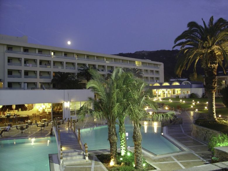 Hotel Avra Beach