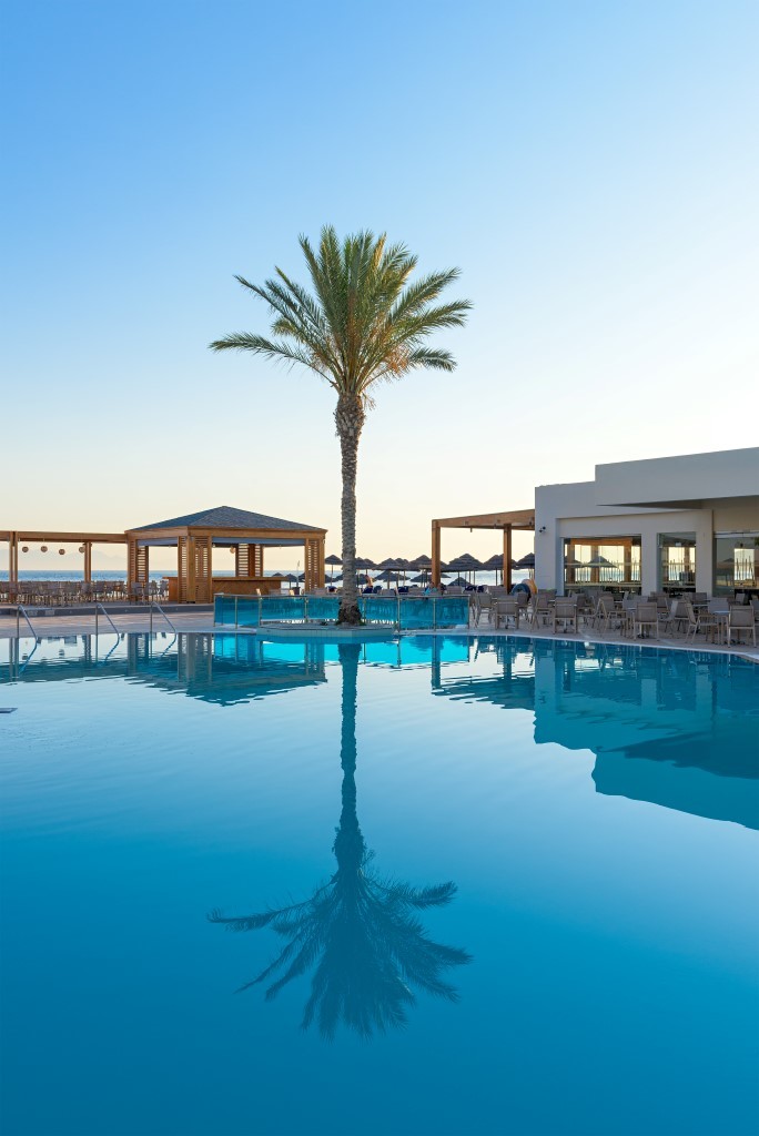 Hotel Avra Beach