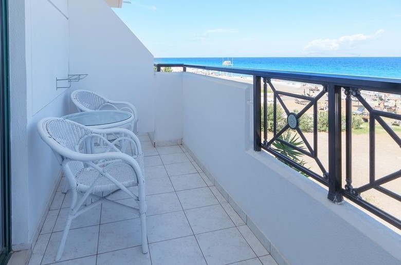 Hotel Dodeca Sea Resort
