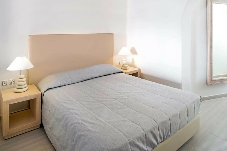 Hotel Aegean Plaza