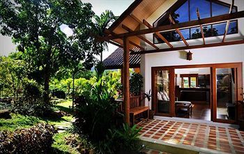 Hotel Chalong Chalet Resort & Spa