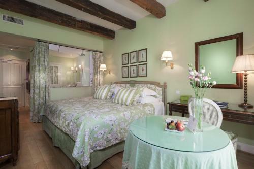 Hotel H�tel De Toiras