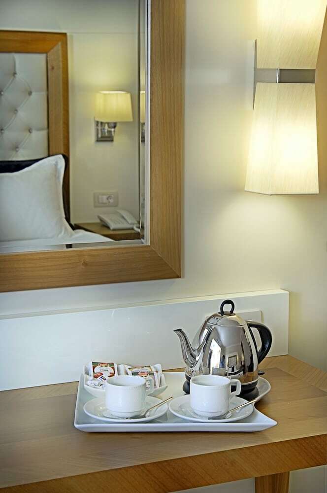 Tugcu Hotel Select