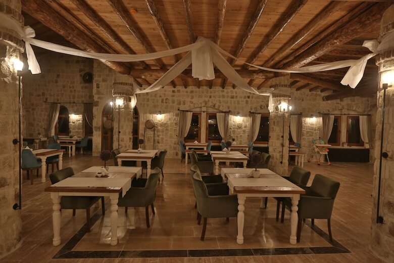 Hotel Acropolis Cave Suite