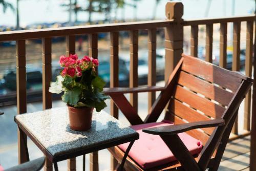 Hotel Jomtien Boathouse