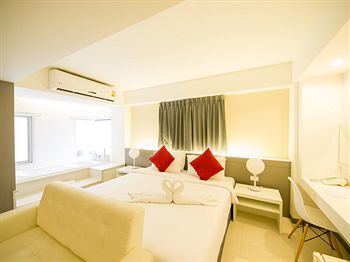 Myhotel Cmyk @ratchada
