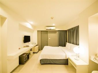 Myhotel Cmyk @ratchada