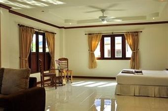 Hotel Baan Chayna Lounge Resort