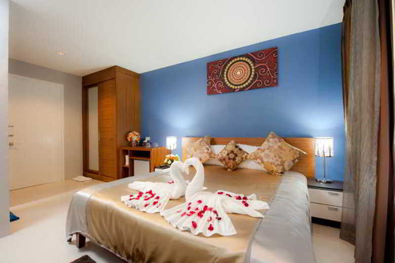 Rama Kata Beach Hotel