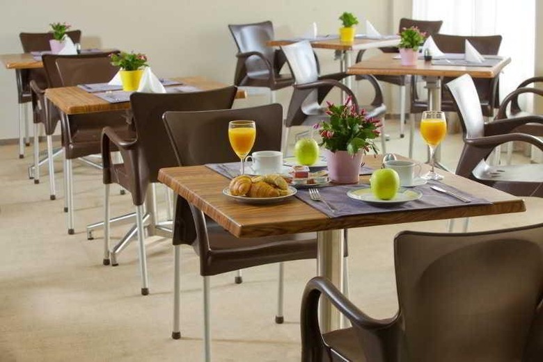 Hotel Almond Business Suites