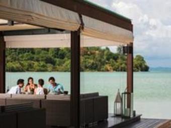 Hotel The Chalet Phuket Resort