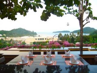 Hotel The Chalet Phuket Resort