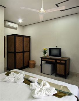Baan Suay Karon Hotel