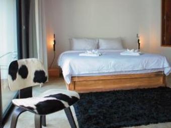 Hotel Ella Bed