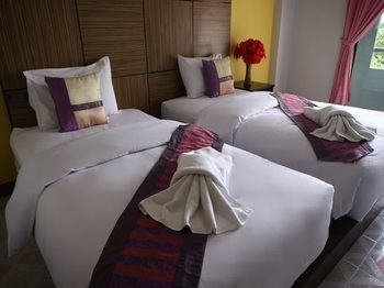 Tara Lake Airport Hotel