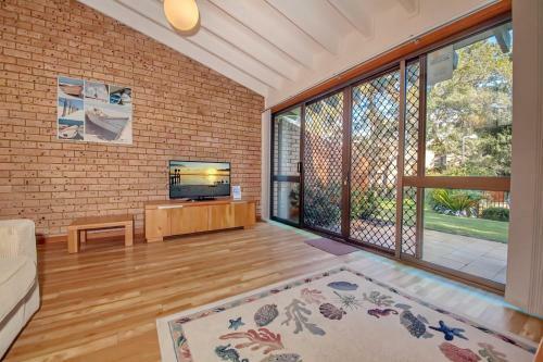 Villa Bay Parklands, Townhouse 15, 2 Gowrie Avenue