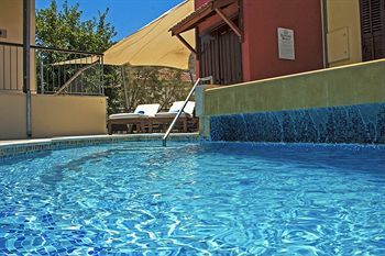 Hotel Boutique Library Hotel Wellness Retreat