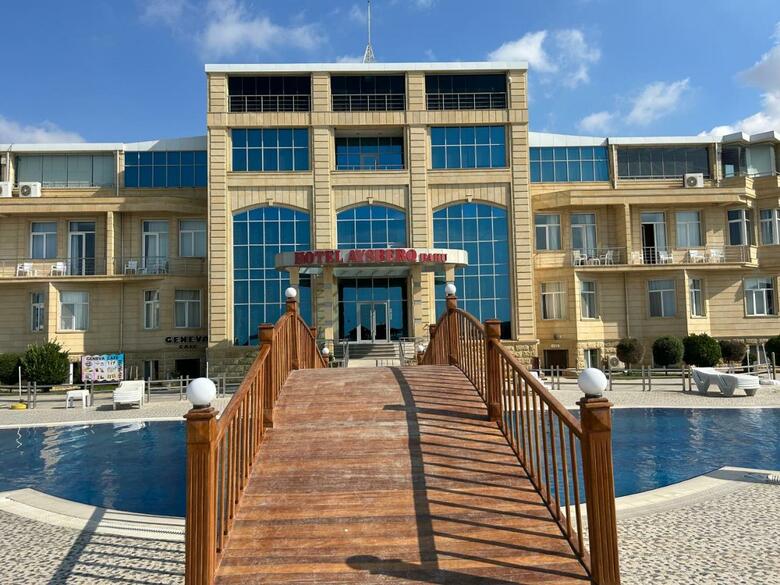 Aysberq Hotel