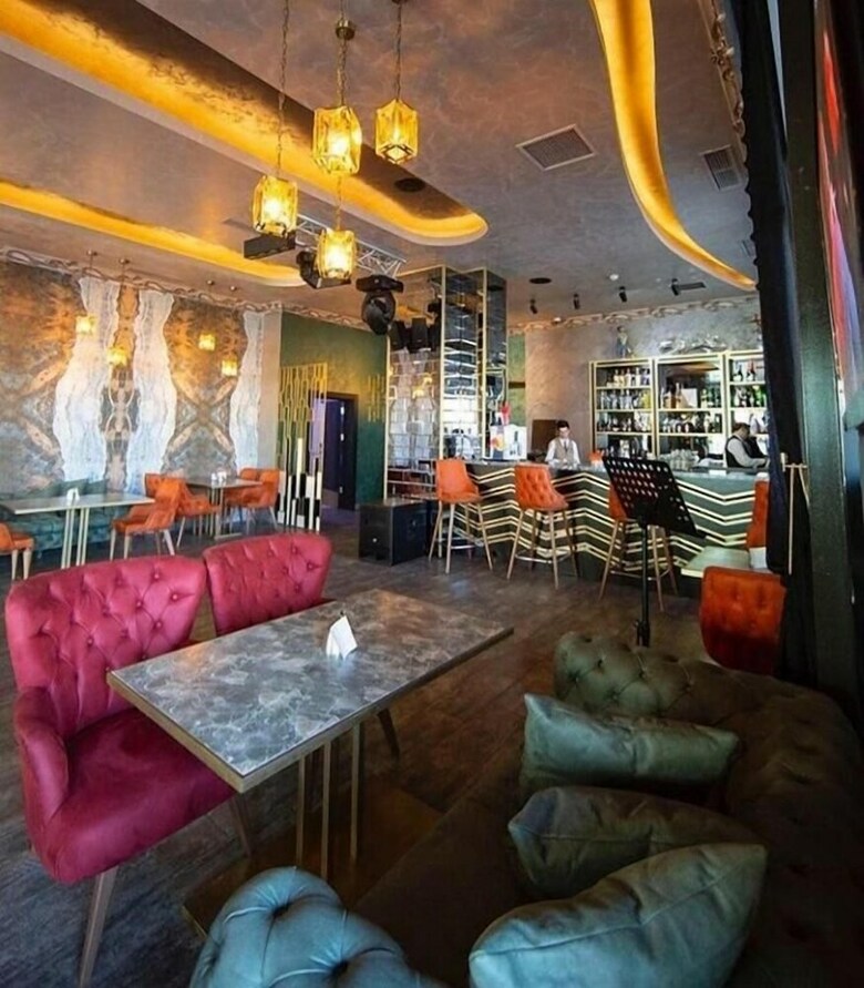 Divan Express Baku Hotel