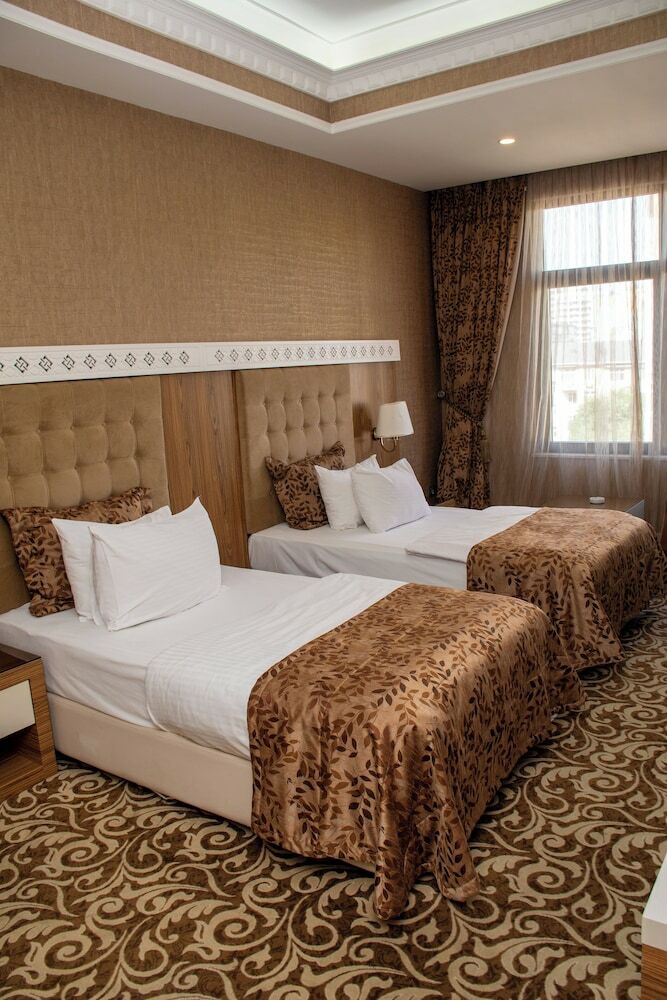 Divan Express Baku Hotel