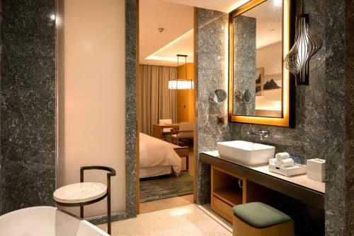 Hotel The Westin Shimei Bay Resort