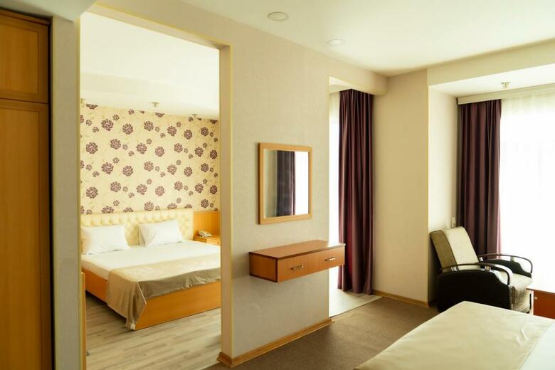 Aef Hotel