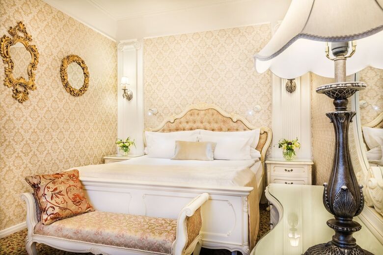 Frederic Koklen Boutique Hotel