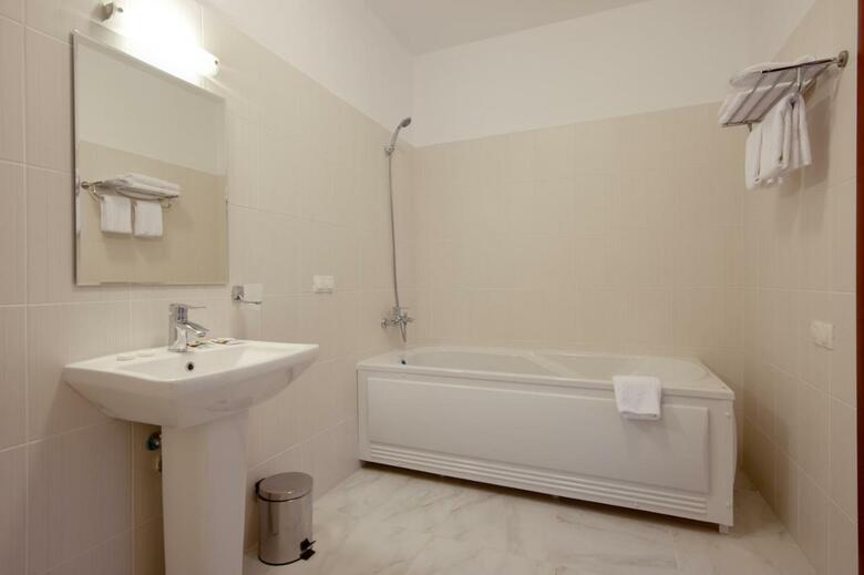 Geneva Resort Hotel