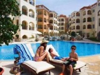 St Nicolas Apartments