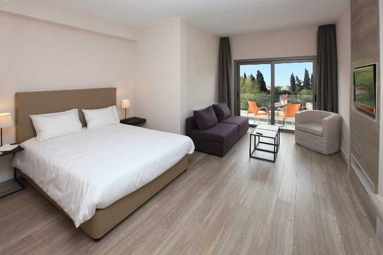 Hotel Droushia Heights