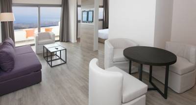 Hotel Droushia Heights