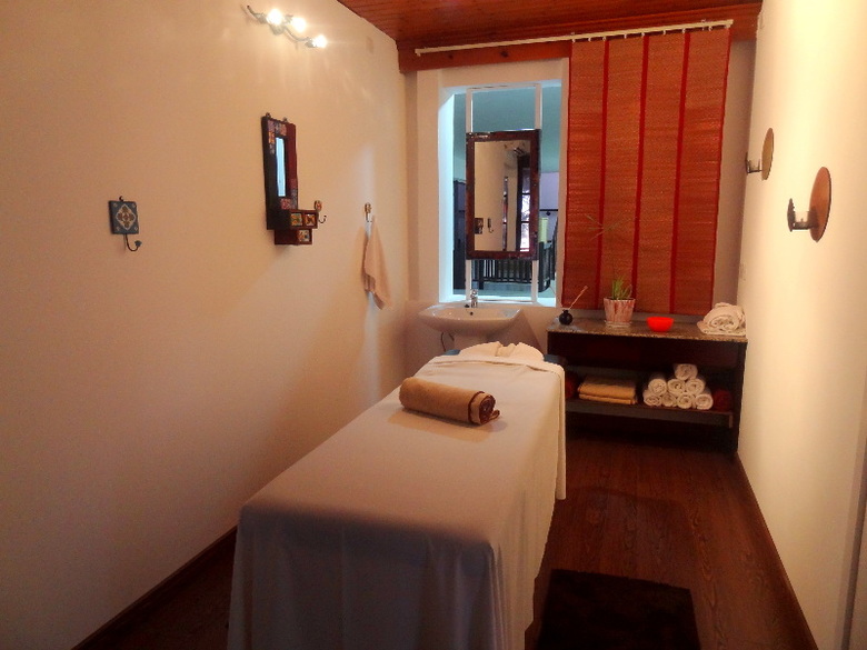 Hotel Zening Resorts