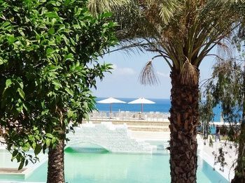 Hotel Zening Resorts