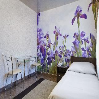 Aparthotel Iris