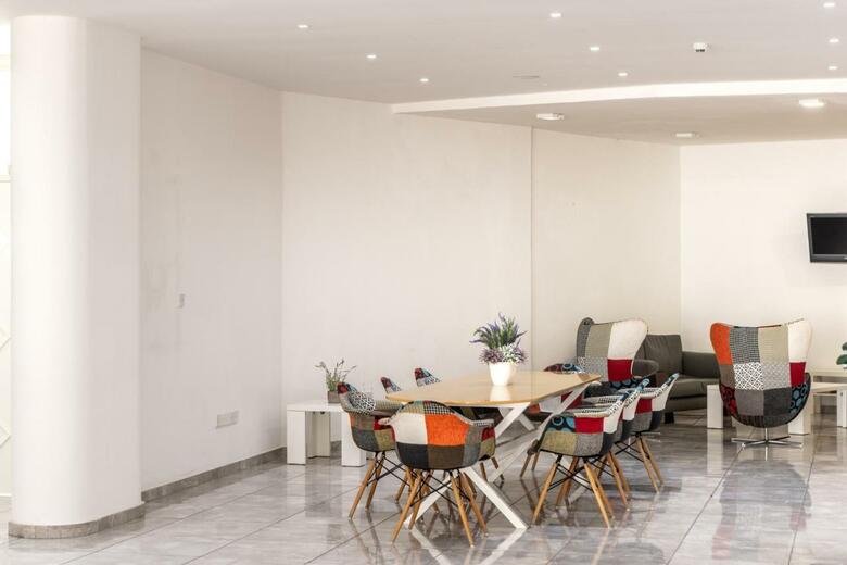 Hotel Papantonia Apts