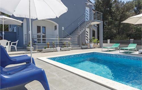 Two-bedroom Holiday Home In Banjole