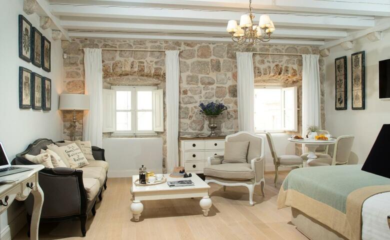 Hostal St. Joseph's