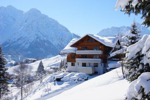 Apartamento G�stehaus Am Berg