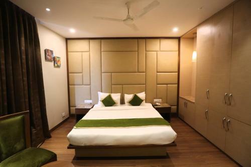 Hotel Maple Grand