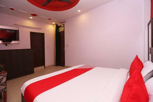 Oyo 19802 Hotel Anant Plaza