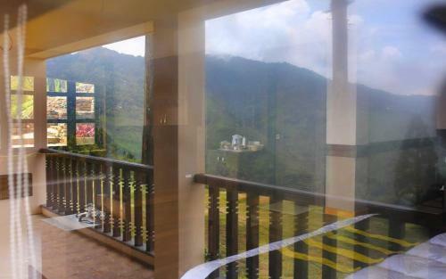 Hotel Chamong Chiabari - Mountain Retreat & Spa