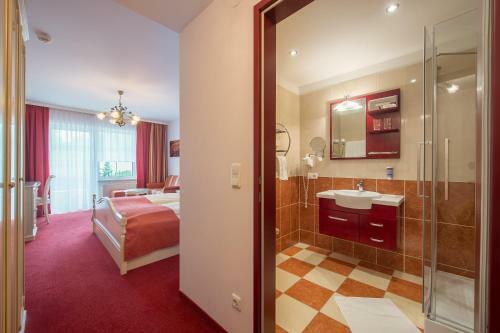 Schl�ssl Hotel Kindl